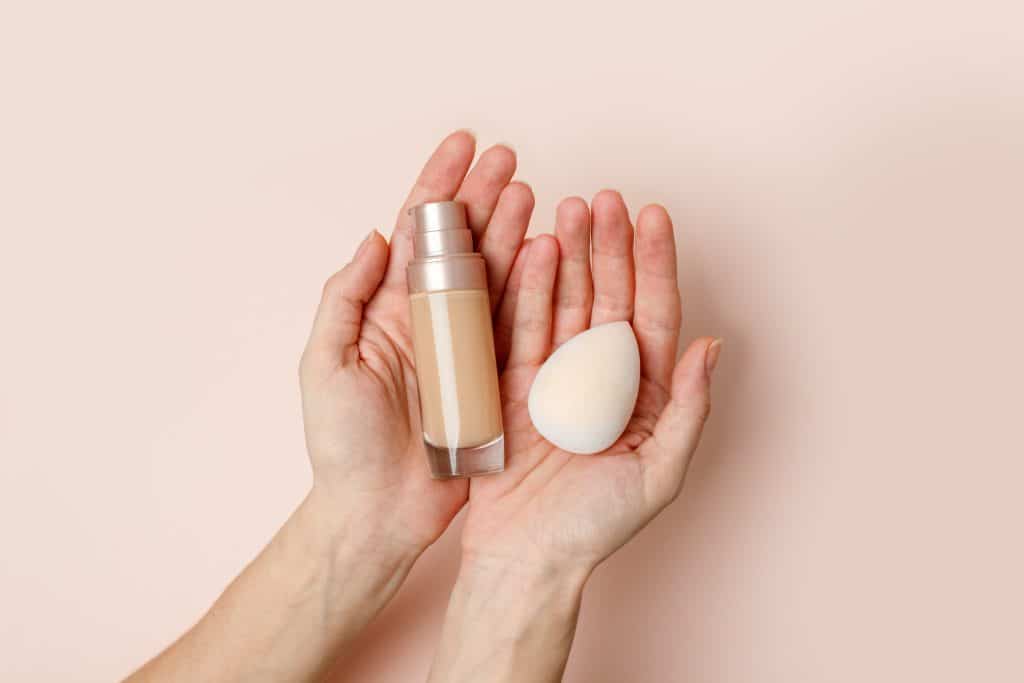 Liquid vs. Powder Blush 2025: Your Skin Type’s Best Match