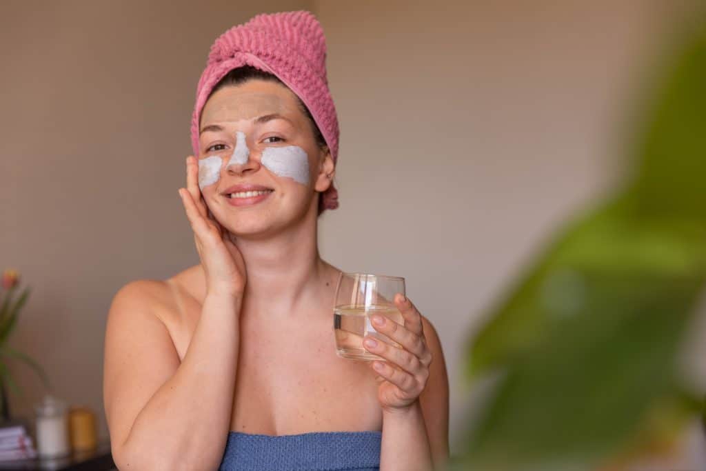 Hydration Habits: 8 Glasses for Skin Improvement in 1 Month