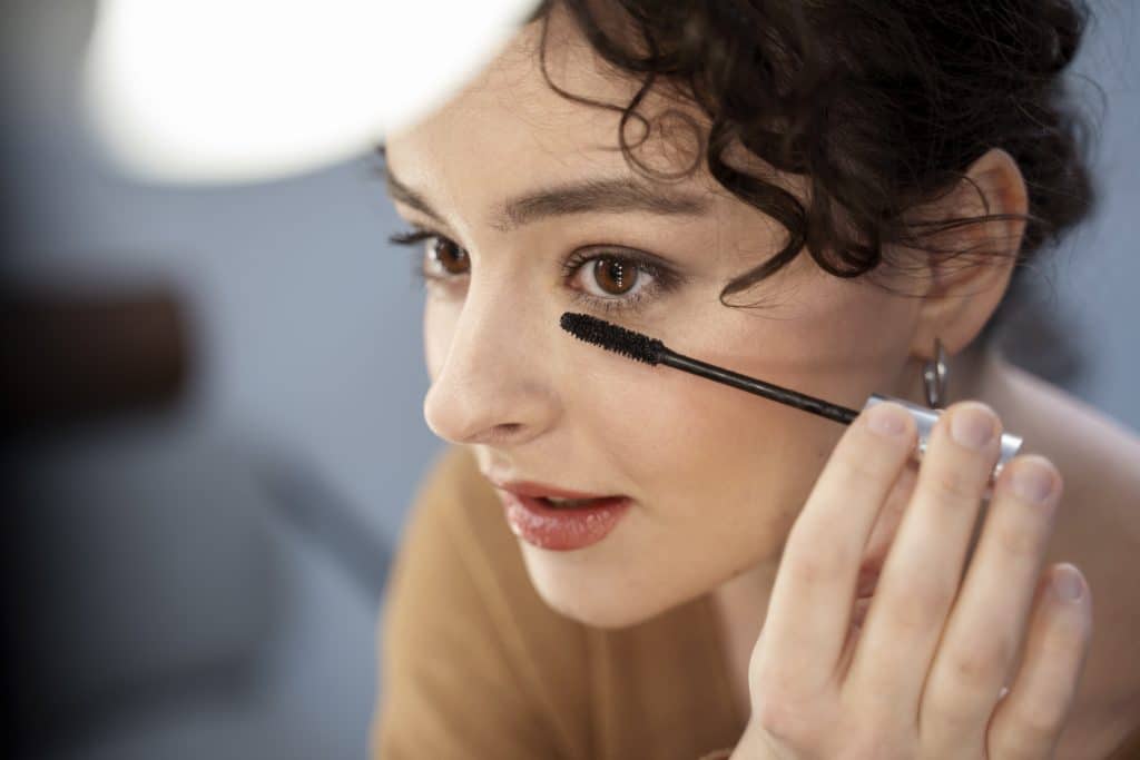 Flawless Eyeliner: 4 Easy Steps for Any Eye Shape (2025 Guide)